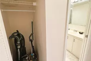 2902 Victoria Cir, Coconut Creek, FL 33066 - Photo 16