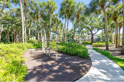 2855  Hampton Circle E, Delray Beach, FL 33445 - Photo 44