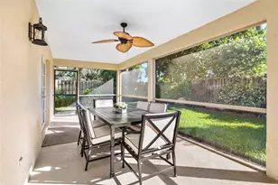 2855 Hampton Cir E, Delray Beach, FL 33445 - Photo 20