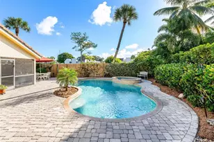 2855 Hampton Cir E, Delray Beach, FL 33445 - Photo 24