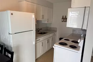 2431 NE 18th St, Pompano Beach, FL 33062 - Photo 4