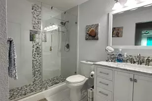 9208 NW 80 St, Tamarac, FL 33321 - Photo 16