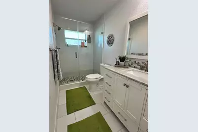 9208 NW 80th St, Tamarac, FL 33321 - Photo 10