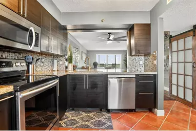 2202 S Cypress Bend Dr, Unit #906, Pompano Beach, FL 33069 - Photo 1