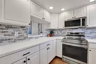 6570 Royal Palm Blvd, Margate, FL 33063 - Photo 4