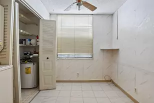 7360 NW 18th St, Margate, FL 33063 - Photo 6