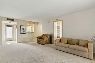 7360 NW 18th St, Margate, FL 33063 - Photo 8