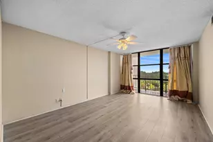 800 Parkview Dr, Hallandale Beach, FL 33009 - Photo 18