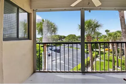 5370  Las Verdes Cr, Unit #319, Delray Beach, FL 33484 - Photo 16