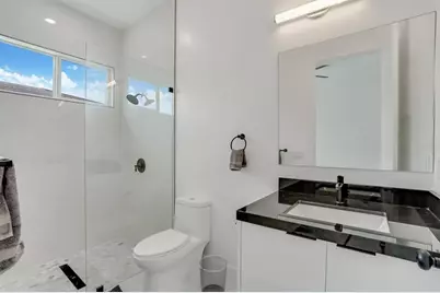 2962 NW 10th Ct, Fort Lauderdale, FL 33311 - Photo 16