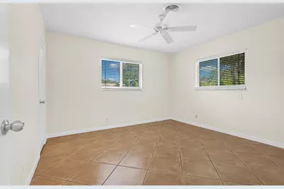 1658 NE 34th Street, Unit #A, Oakland Park, FL 33334 - Photo 32