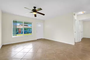 1658 NE 34th St, Oakland Park, FL 33334 - Photo 18