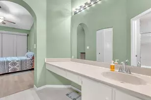 146 NW 98th Terrace, Plantation, FL 33324 - Photo 8