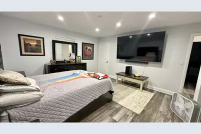 4751 NE 10, Oakland Park, FL 33334 - Photo 14