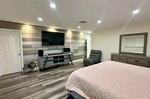 4751 NE 10, Oakland Park, FL 33334 - Photo 16