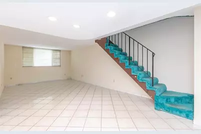 4281 W 10th Ct, Hialeah, FL 33012 - Photo 6