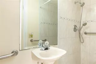 4281 W 10th Ct, Hialeah, FL 33012 - Photo 14