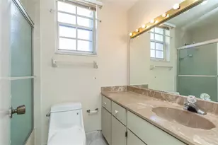 4281 W 10th Ct, Hialeah, FL 33012 - Photo 24