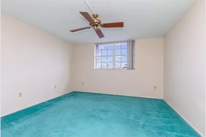 4281 W 10th Ct, Hialeah, FL 33012 - Photo 12