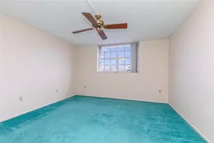 4281 W 10th Ct, Hialeah, FL 33012 - Photo 12