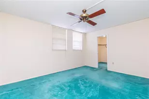 4281 W 10th Ct, Hialeah, FL 33012 - Photo 18