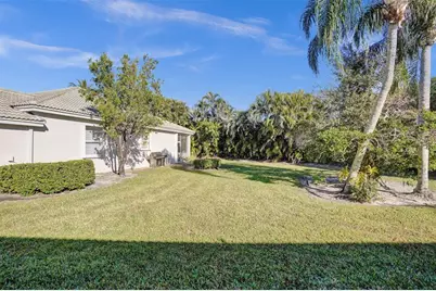 7992  Rockford Rd, Boynton Beach, FL 33472 - Photo 4
