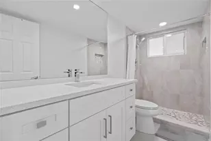 4301 Martinique Cir, Coconut Creek, FL 33066 - Photo 12