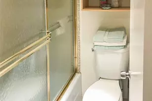 5614 Hammock Ln, Lauderhill, FL 33319 - Photo 18