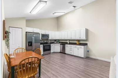 5651  Golden Eagle Cir, Unit #5651, Palm Beach Gardens, FL 33418 - Photo 10