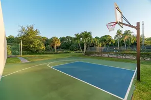 5651 Golden Eagle Cir, Palm Beach Gardens, FL 33418 - Photo 26