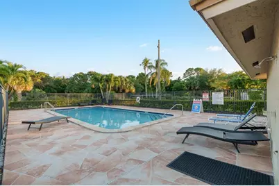 5651  Golden Eagle Cir, Unit #5651, Palm Beach Gardens, FL 33418 - Photo 24