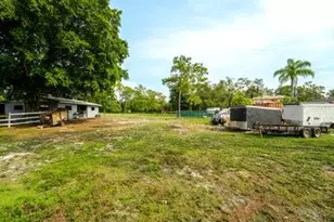 5406 Godfrey Rd, Parkland, FL 33067 - Photo 22