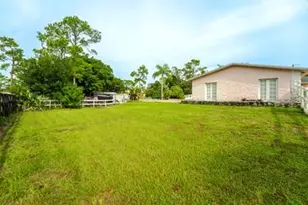5406 Godfrey Rd, Parkland, FL 33067 - Photo 18