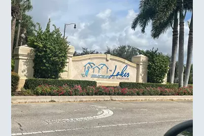 10744 SW Elsinore Dr, Port Saint Lucie, FL 34987 - Photo 1