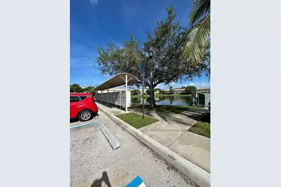 9065  Plymouth Pl, Unit #9065, Tamarac, FL 33321 - Photo 18