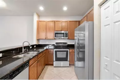 9065  Plymouth Pl, Unit #9065, Tamarac, FL 33321 - Photo 6