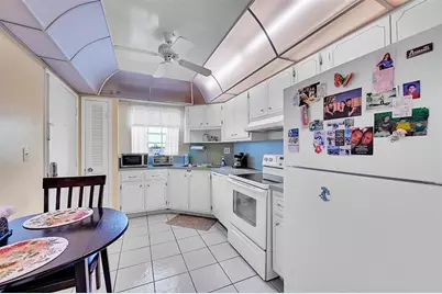 3475  Broken Woods Dr, Unit #401, Coral Springs, FL 33065 - Photo 6