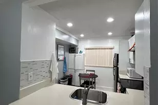 8818 W McNab Rd, Tamarac, FL 33321 - Photo 12