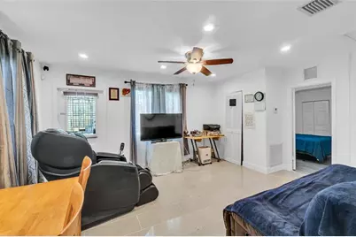 891 NW 34th Ter, Lauderhill, FL 33311 - Photo 8