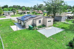 891 NW 34th Terrace, Lauderhill, FL 33311 - Photo 4