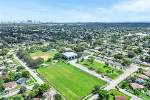 891 NW 34th Terrace, Lauderhill, FL 33311 - Photo 38