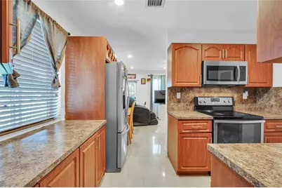 891 NW 34th Ter, Lauderhill, FL 33311 - Photo 14