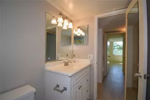 4025 N Federal Hwy, Oakland Park, FL 33308 - Photo 18