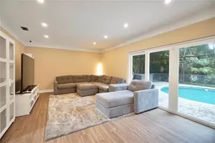 7501 Red Bay Pl, Coral Springs, FL 33065 - Photo 8