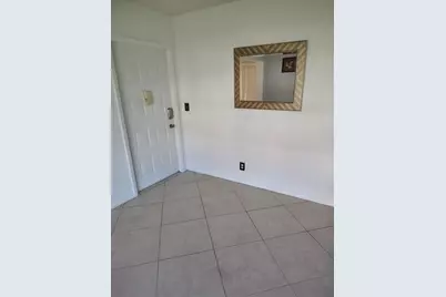 5245 NW 3rd St, Unit #D, Delray Beach, FL 33445 - Photo 2