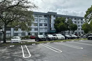 2401 Riverside Dr, Coral Springs, FL 33065 - Photo 2