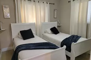 441 NW 7th Terrace, Fort Lauderdale, FL 33311 - Photo 8