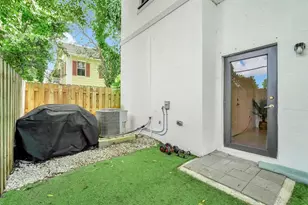 1901 SW 5th Ct, Fort Lauderdale, FL 33312 - Photo 46