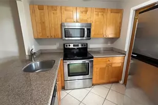 550 SE 2nd Ave, Deerfield Beach, FL 33441 - Photo 6