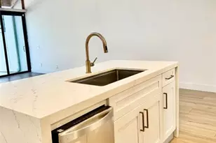 11245 NW 14th Ct, Pembroke Pines, FL 33026 - Photo 6